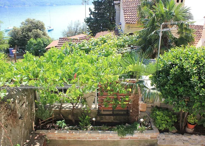 아파트 Krizanec *